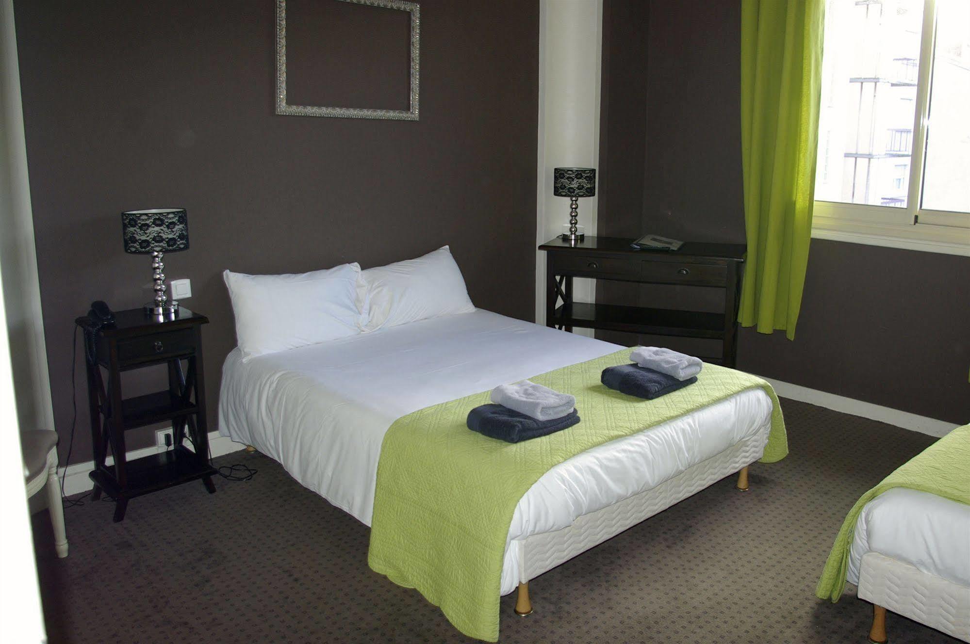 Hotel Akena Hf 3*