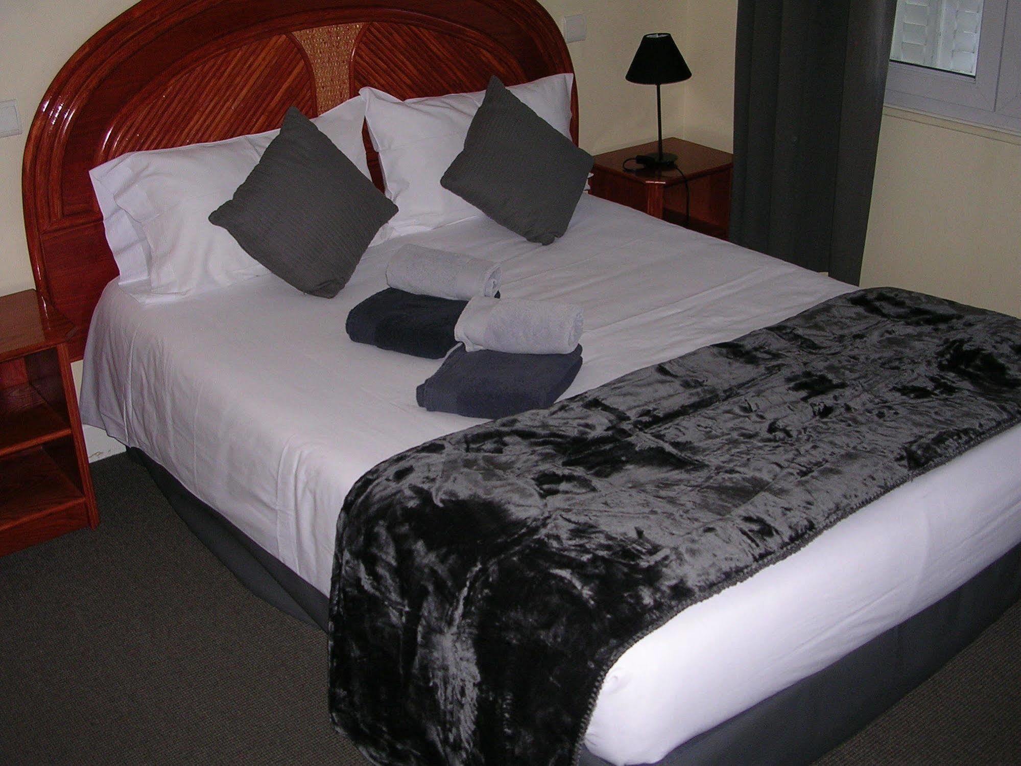 Akena Hf Hotel